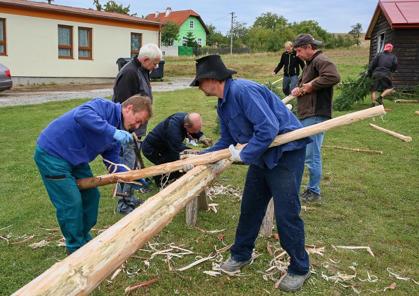 Pačoky 2021_Stavění mákje